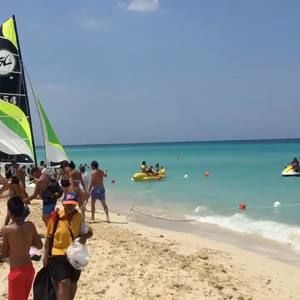 Meet your Posher, Karroll